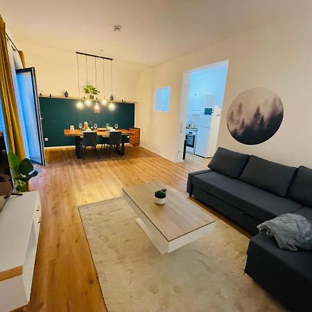Appartamento Modern * Gemuetlich * Nespresso * Terrasse * Netflix Duisburgo Esterno foto