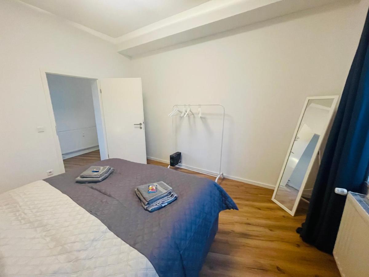 Appartamento Modern * Gemuetlich * Nespresso * Terrasse * Netflix Duisburgo Esterno foto