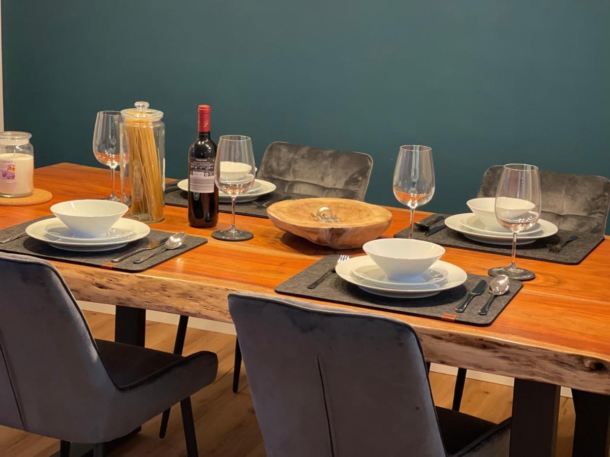 Appartamento Modern * Gemuetlich * Nespresso * Terrasse * Netflix Duisburgo Esterno foto